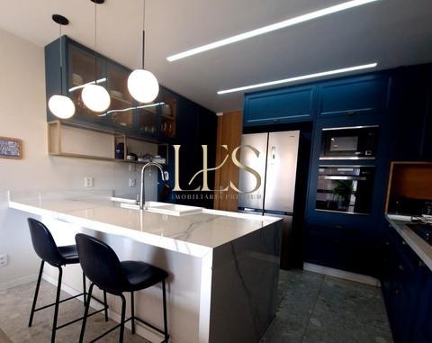 Apartamento Alto Padrão Locação com 4 Quartos em Enseada do Suá - Vitória ES