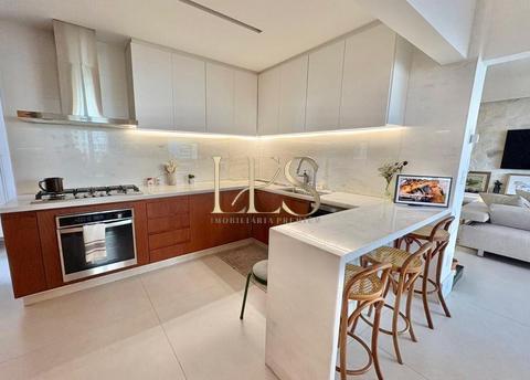 Apartamento á venda com Vista Mar -3  Quartos em Praia do Canto - Vitória ES